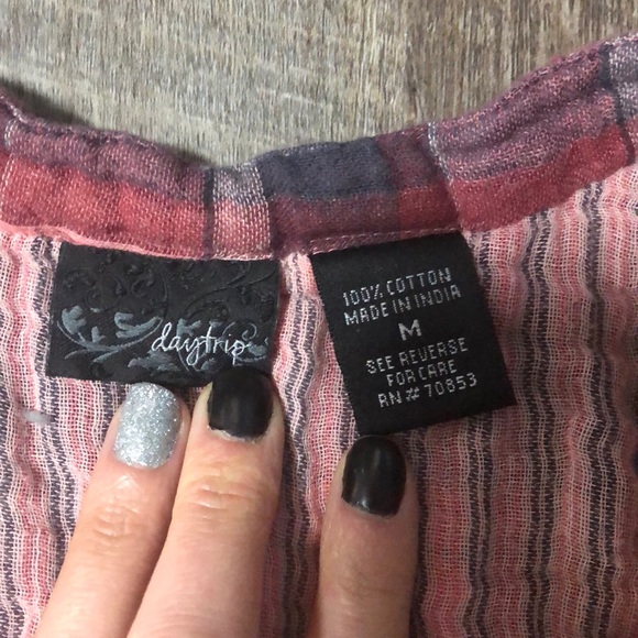 Plaid top - Picture 5 of 5